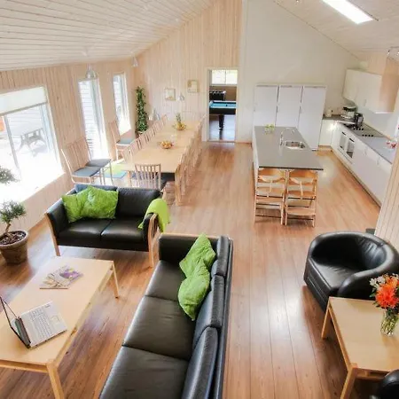 Sleeps 20 Pool Wifi Ferienhaus Bagenkop